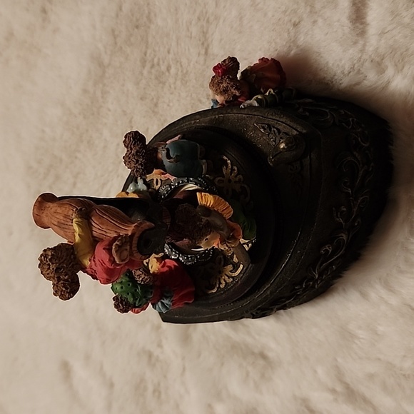 VINTAGE  MUSICAL BOX MICE PLAYINGWHILE THEY GO AROUND AND AROUND TO THE MUSIC 🎶 - Picture 4 of 6